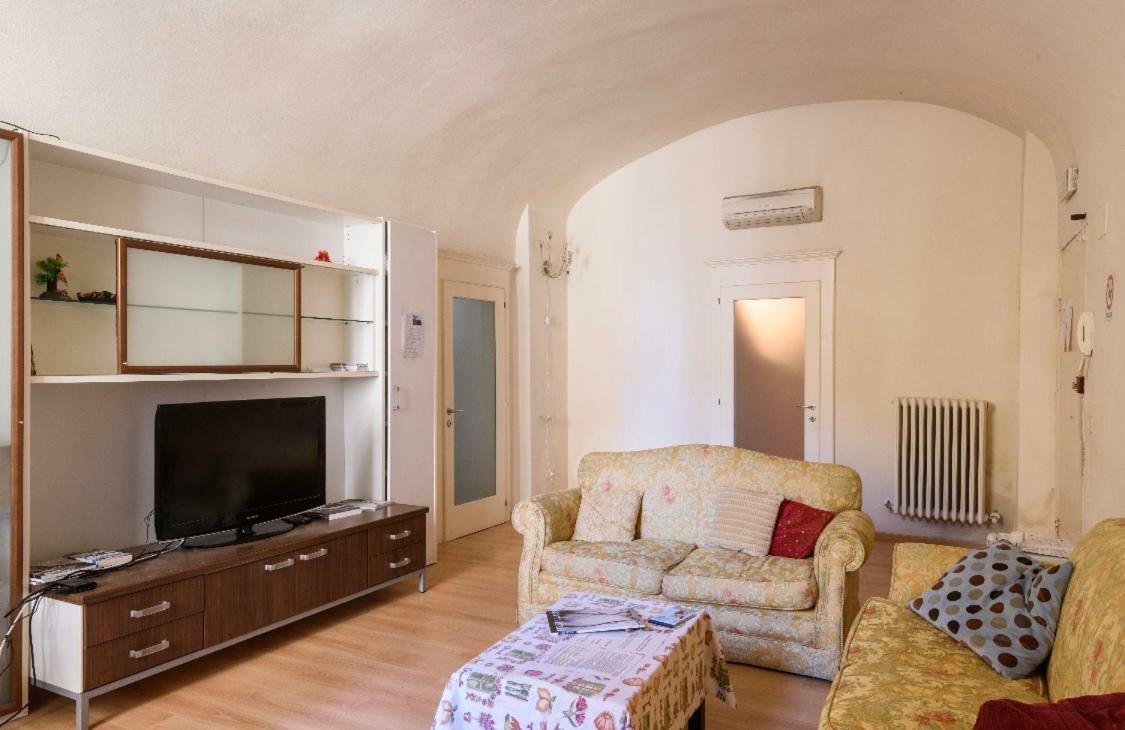 Antica Cisterna Hotel Siena Buitenkant foto